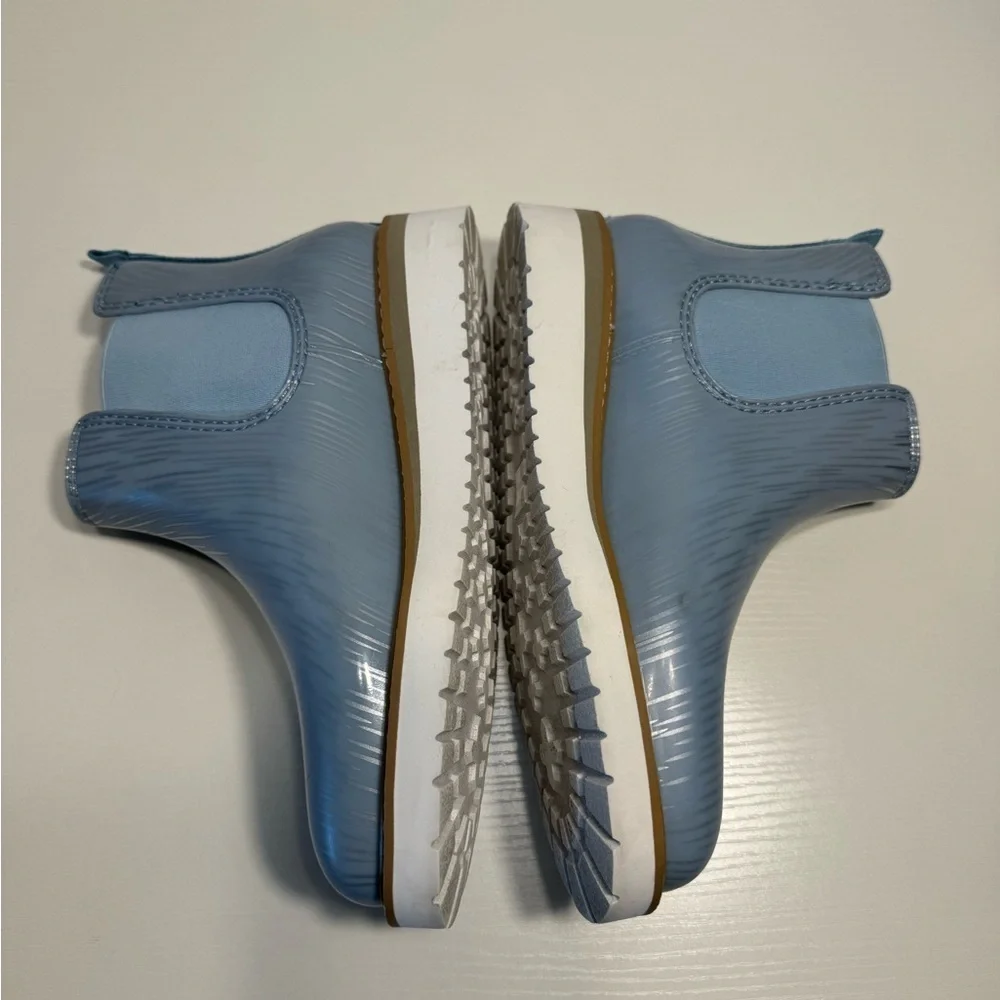 Cougar‎ x Jill Malek Baby Blue Rainboots NIB Sz 9